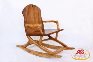 ROCKING CHAIR